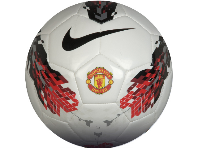 Manchester United piłka Nike